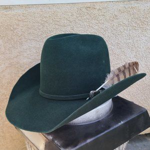 Master hatters felt hat